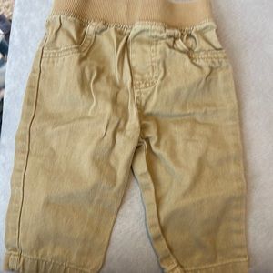 3/6 month Garanimals Khaki’s